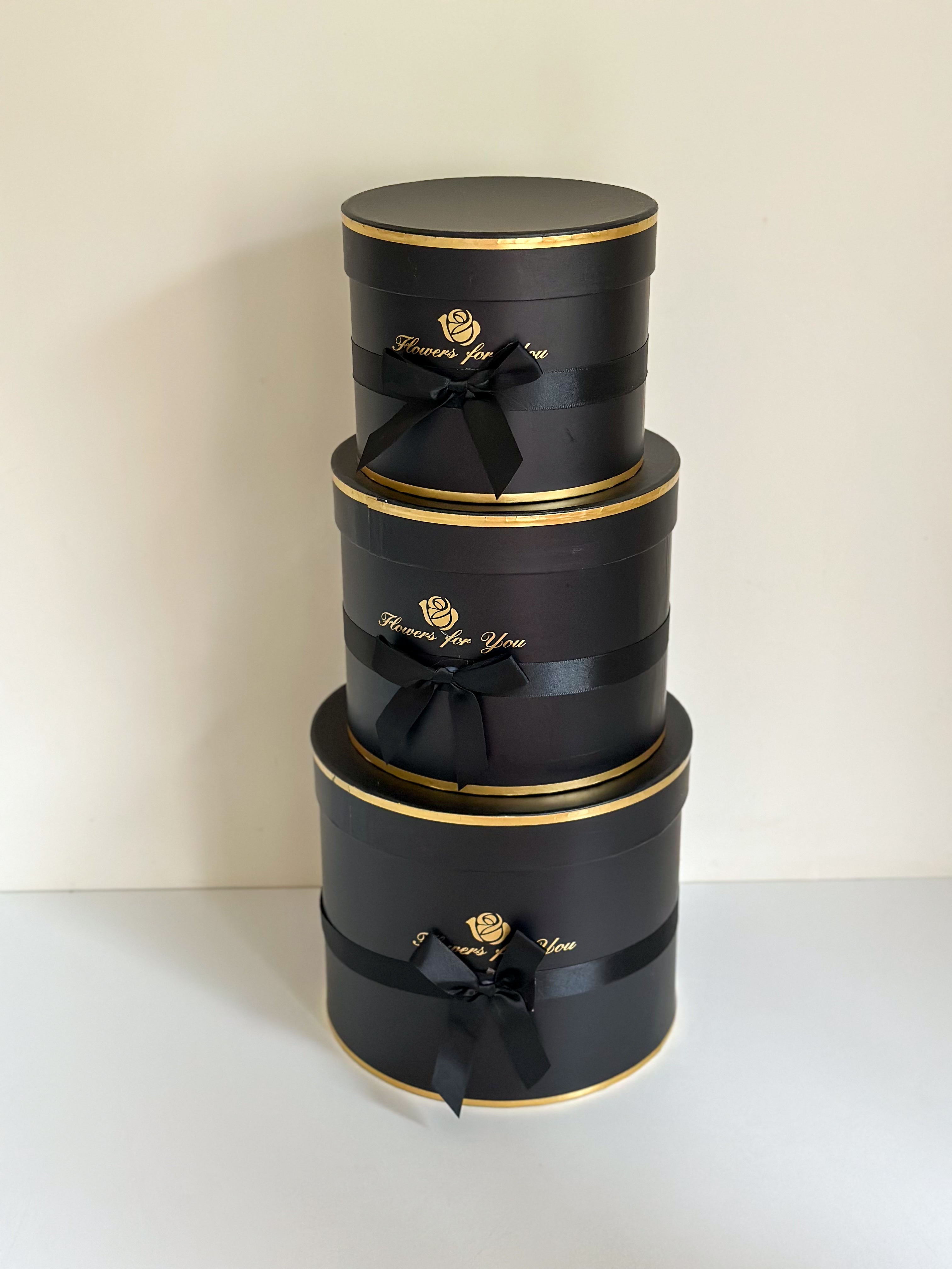 Chocolate & Artificial Roses Round Gift Box