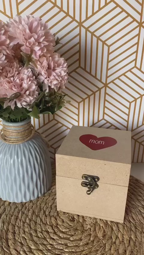 Mother's Day Pull Out Box